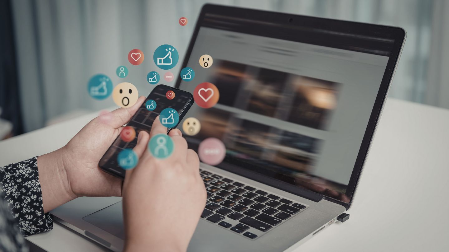 platforms leading the social commerce revolution