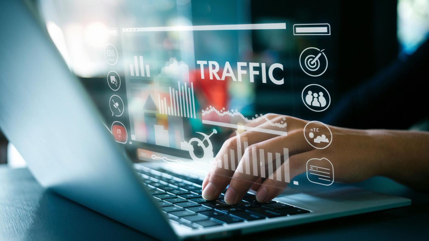 Pros and Cons of First-Click Attribution