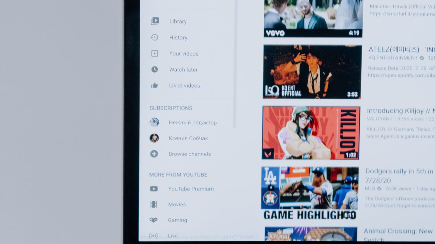 The Psychology Behind Click-Worthy Thumbnails