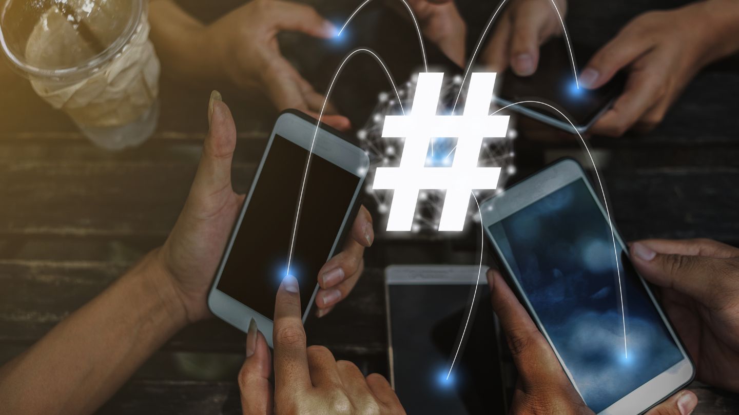 Hashtags vs Keywords: Which Drives More Reach?
